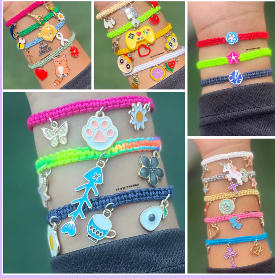 Cajitas de 6 pulseras artesanales en hilo y elásticas SURTIDAS SORPRESA 🩷 puede decirme temas como ( animales, flores, playa etc y te ponemos cositas así )